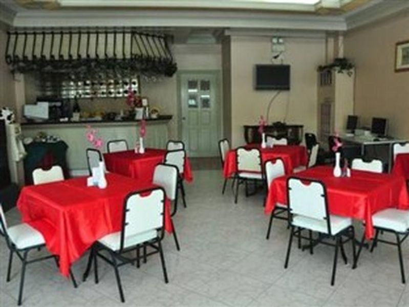 Cebu Northwinds Hotel Esterno foto