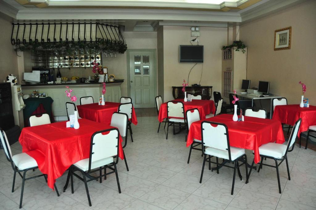 Cebu Northwinds Hotel Esterno foto