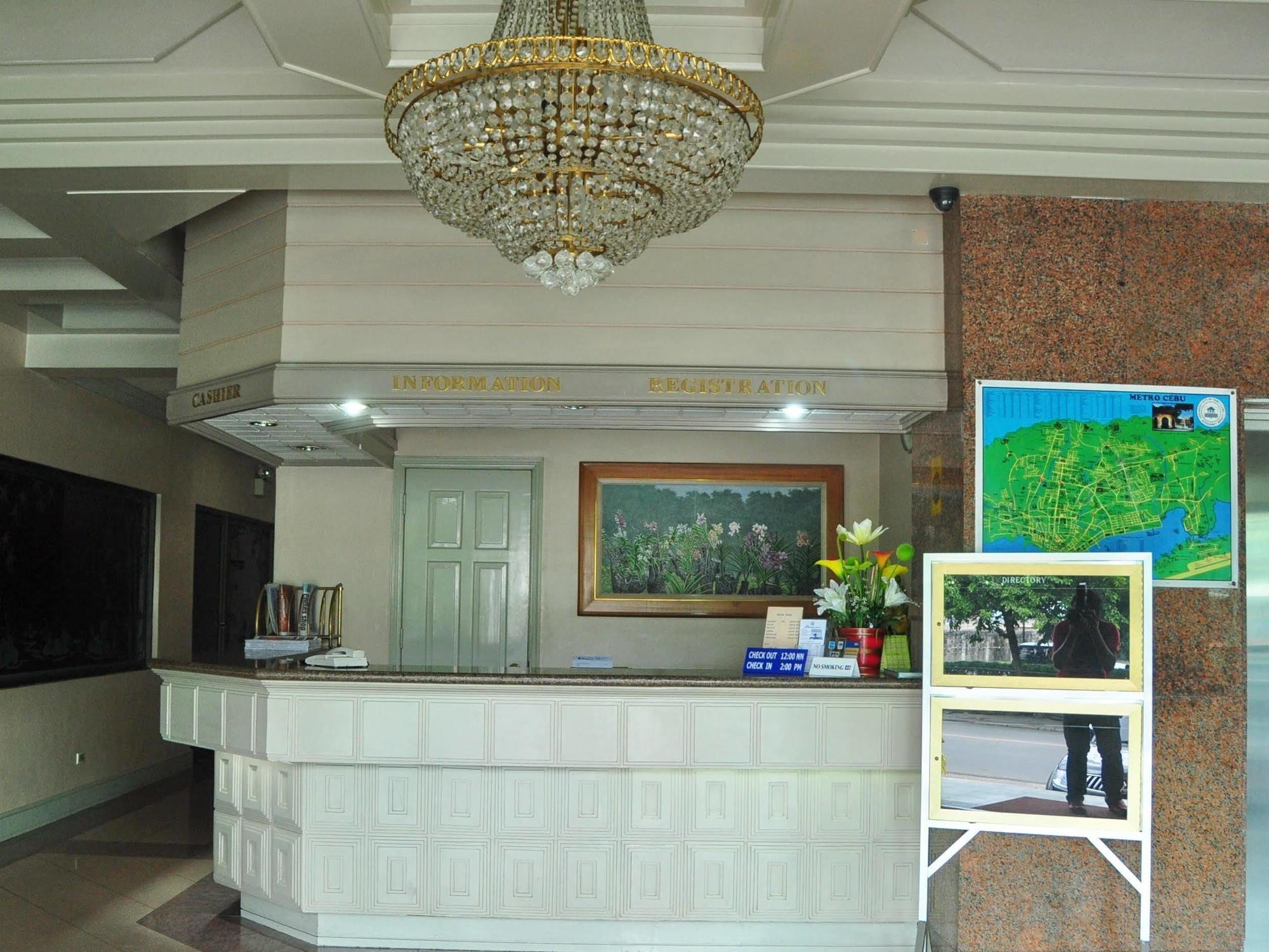 Cebu Northwinds Hotel Esterno foto